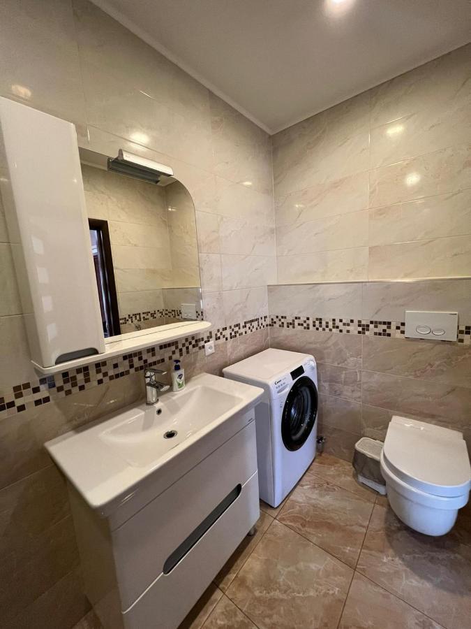 Central Park Accommodation キシナウ エクステリア 写真