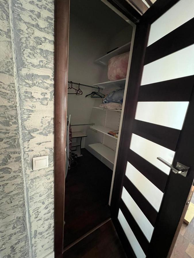 Central Park Accommodation キシナウ エクステリア 写真